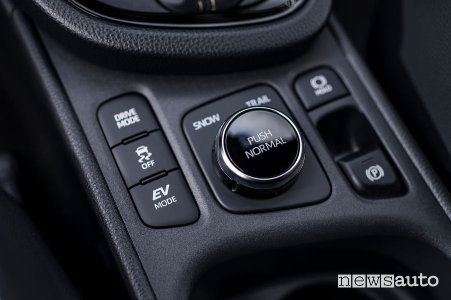 Manopola modalità di guida abitacolo nuova Toyota Yaris Cross Adventure