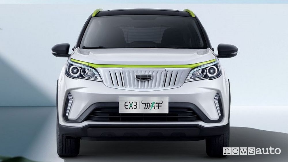 Frontale Geely Geometry EX3