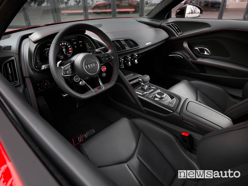 Abitacolo Audi R8 Coupé V10 performance RWD