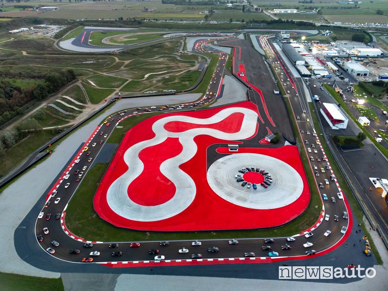 Parata Porsche Festival 2021 PEC Franciacorta