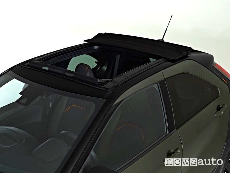 Tetto in tela nuova Toyota Aygo X tinta Cardamom Green