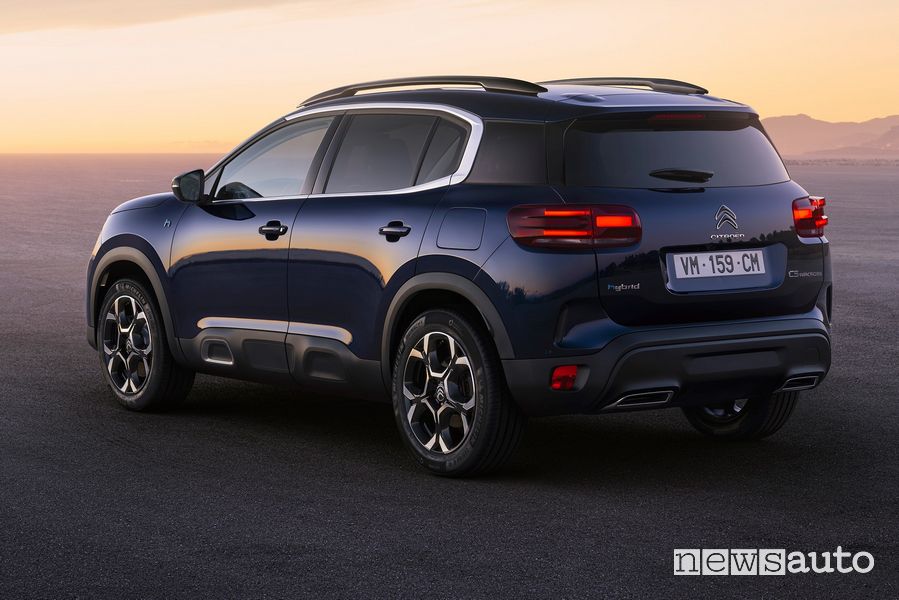 Vista posteriore nuovo SUV Citroën C5 Aircross