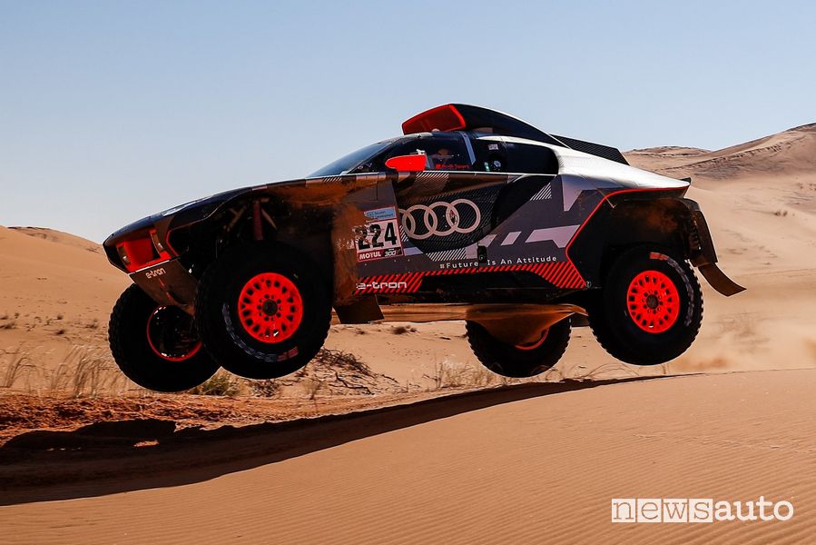 Dakar 2022 Audi RS Q e-tron prototipo elettrico