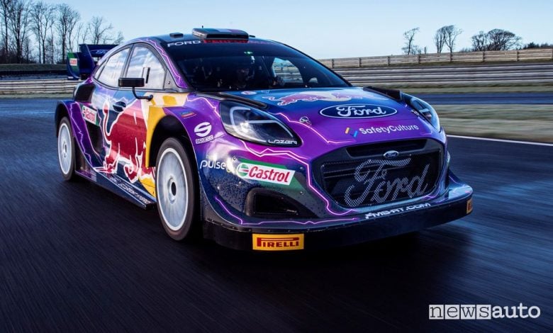 Vista di profilo nuova Ford Puma Rally1 WRC in pista