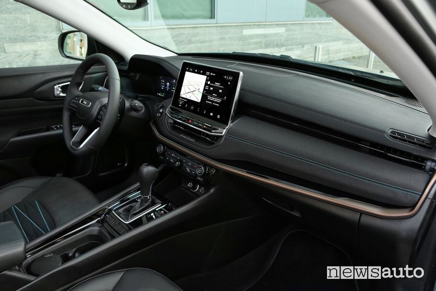 Plancia abitacolo Jeep Compass ibrida e-Hybrid