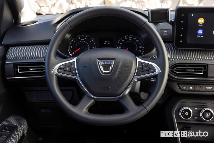 Volante abitacolo nuovo Dacia Jogger