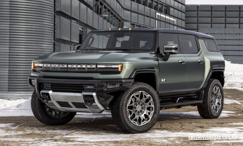 Vista di profilo Hummer elettrico
