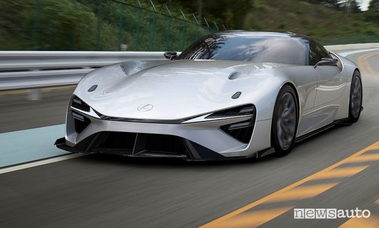 Vista di profilo Lexus Electrified concept supercar elettrica in pista