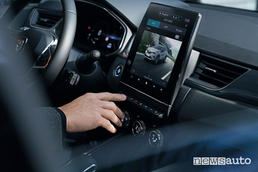 Display infotainment abitacolo Renault Captur Rive Gauche