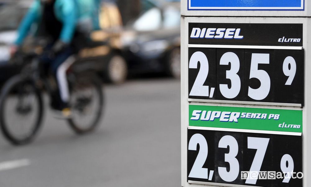Come risparmiare carburante benzina e diesel