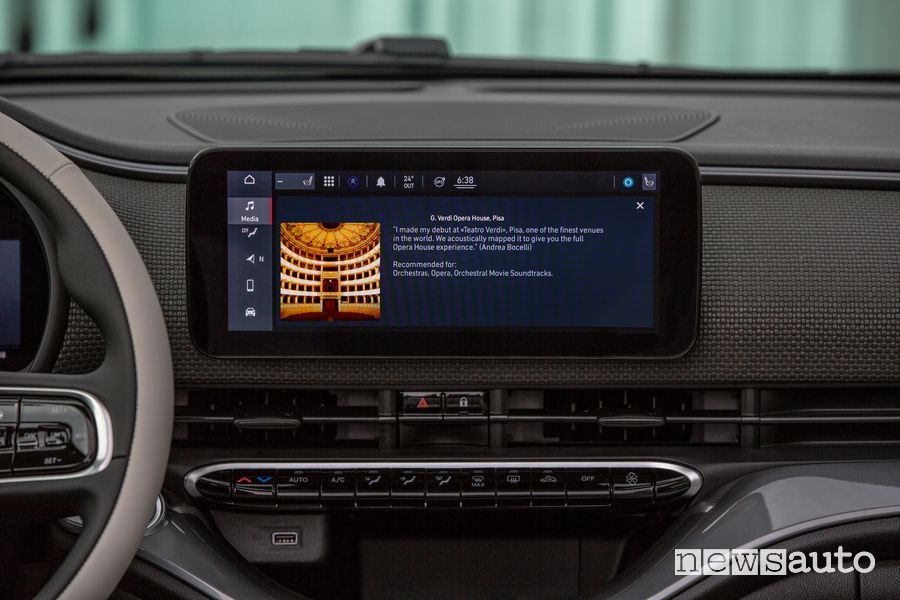 Display infotainment Fiat 500 La Prima by Bocelli