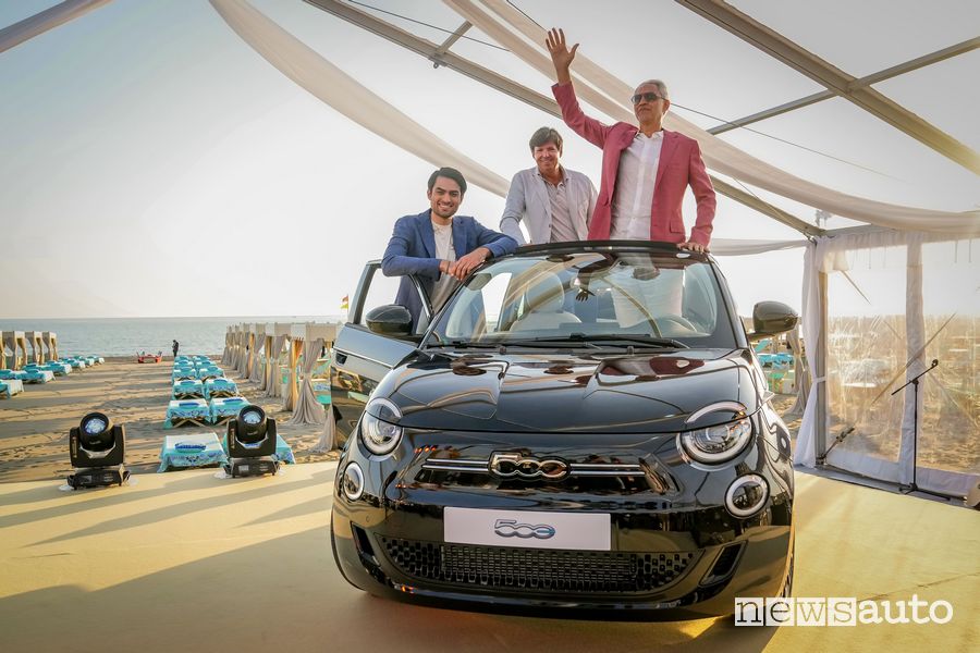 Matteo Bocelli ed il Maestro Andrea Bocelli con Olivier Francois (CEO Fiat)