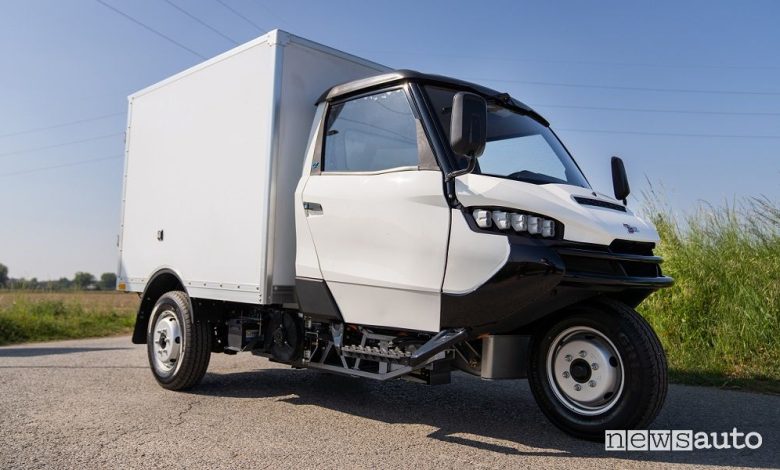 Vista di profilo triciclo elettrico Wuzheng 3MX