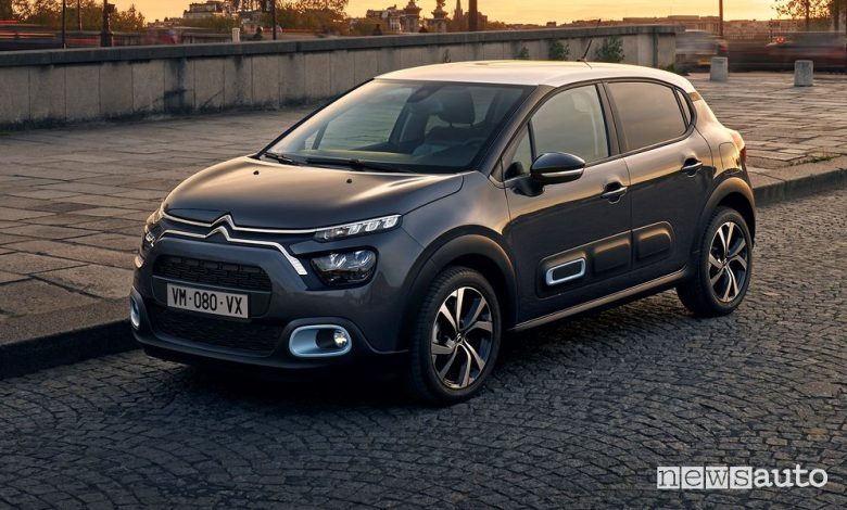 Vista di profilo Citroën C3 Elle serie speciale