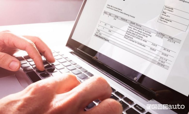 Fattura elettronica forfettaria, confermato obblio 1° luglio 2022