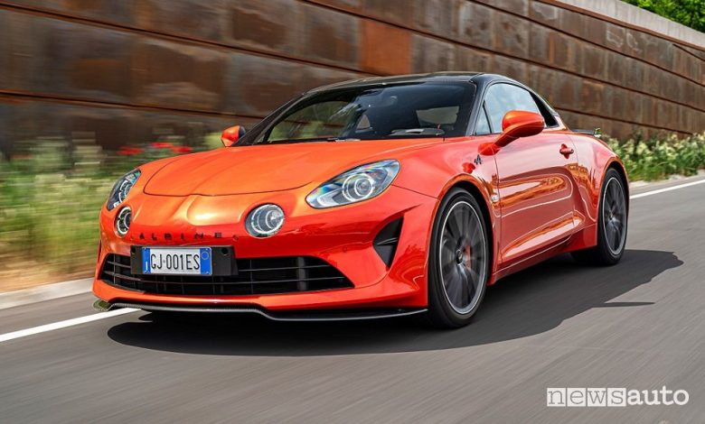 Nuova Alpine A110 GT e S, caratteristiche e prezzi
