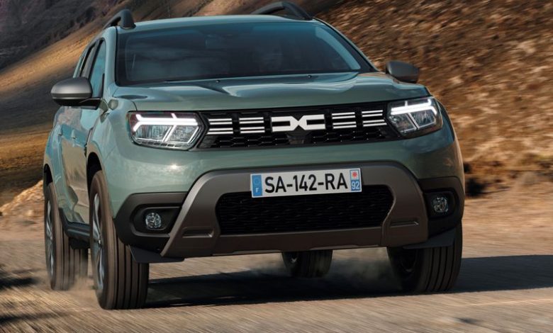 Vista frontale nuovo Dacia Duster