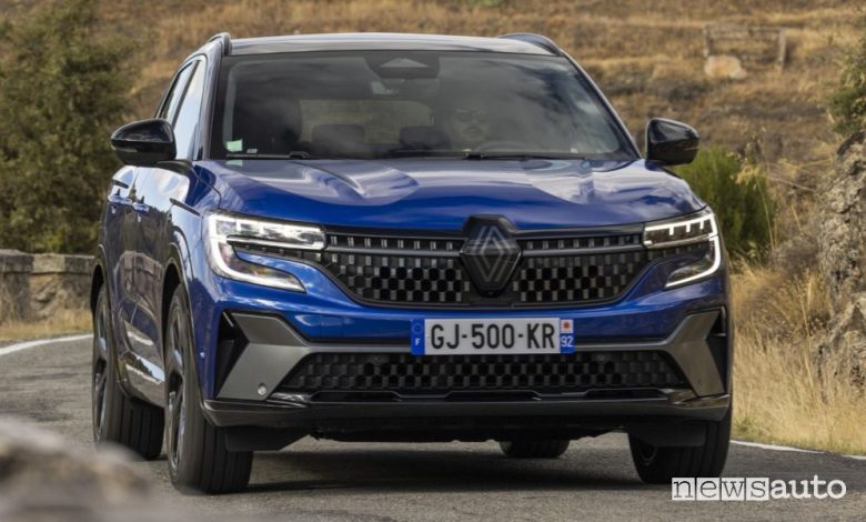 Renault Austral prezzi, versioni e allestimenti