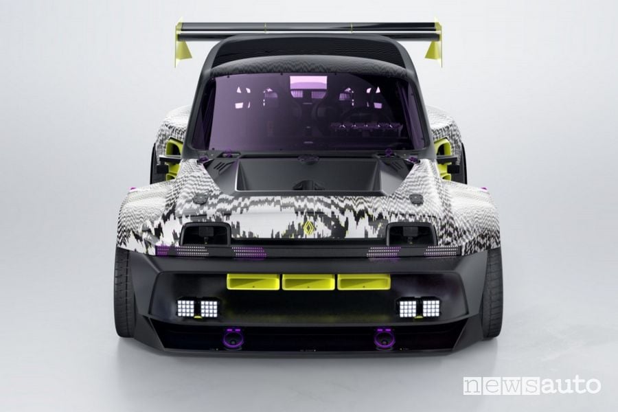 Vista frontale Renault R5 Turbo 3E showcar elettrica