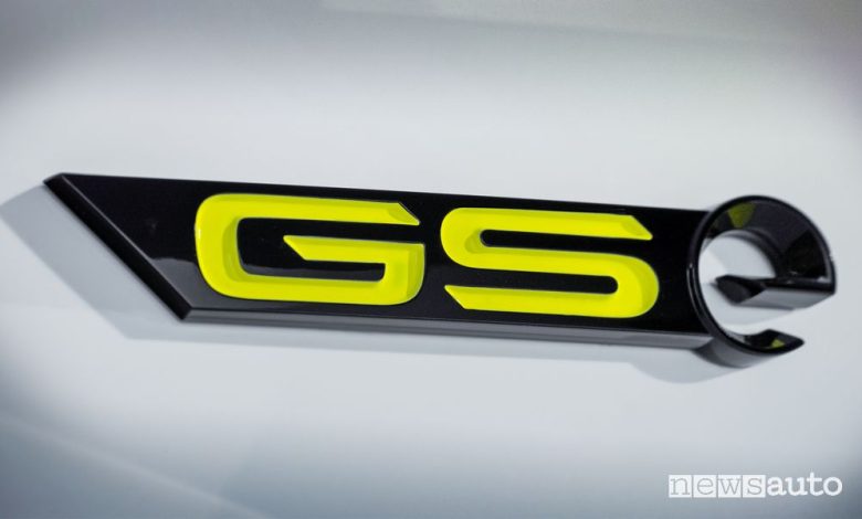 Auto sportive elettriche Opel GSe