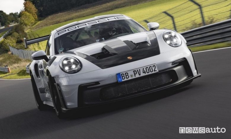 Porsche 911 GT3 RS record al Nurburgring