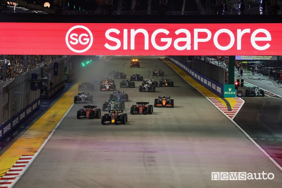 F1 Singapore 2022 partenza Marina Bay