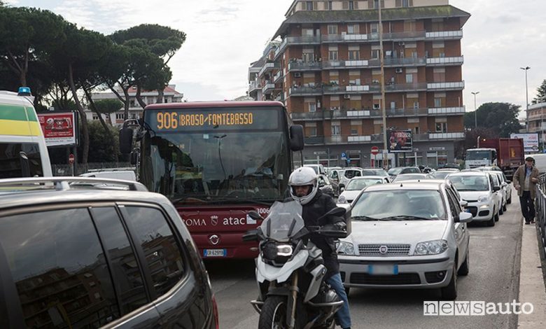 Blocco traffico Roma a capodanno 2023