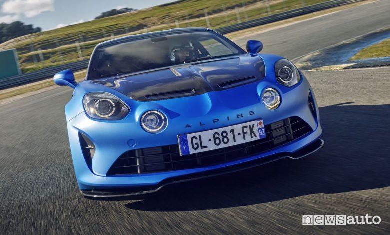 Alpine A110 R in pista