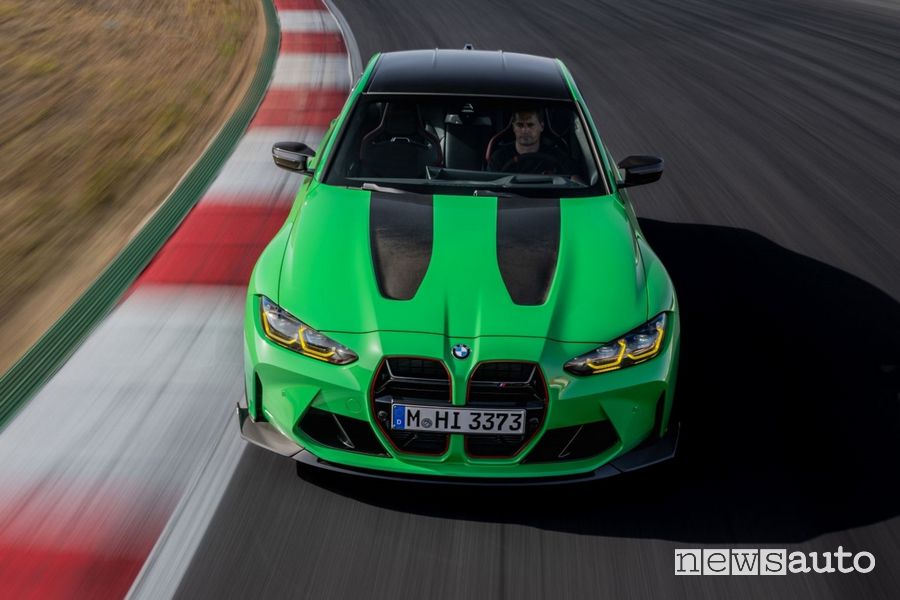 BMW M3 CS frontale in pista