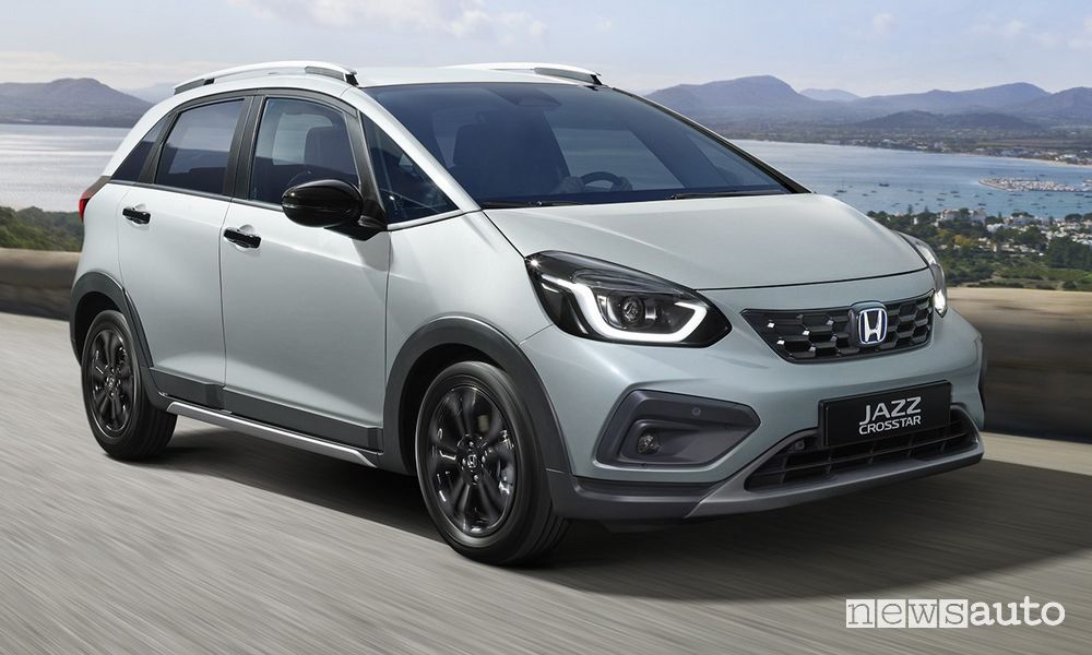 Nuova Honda Jazz Crosstar su strada