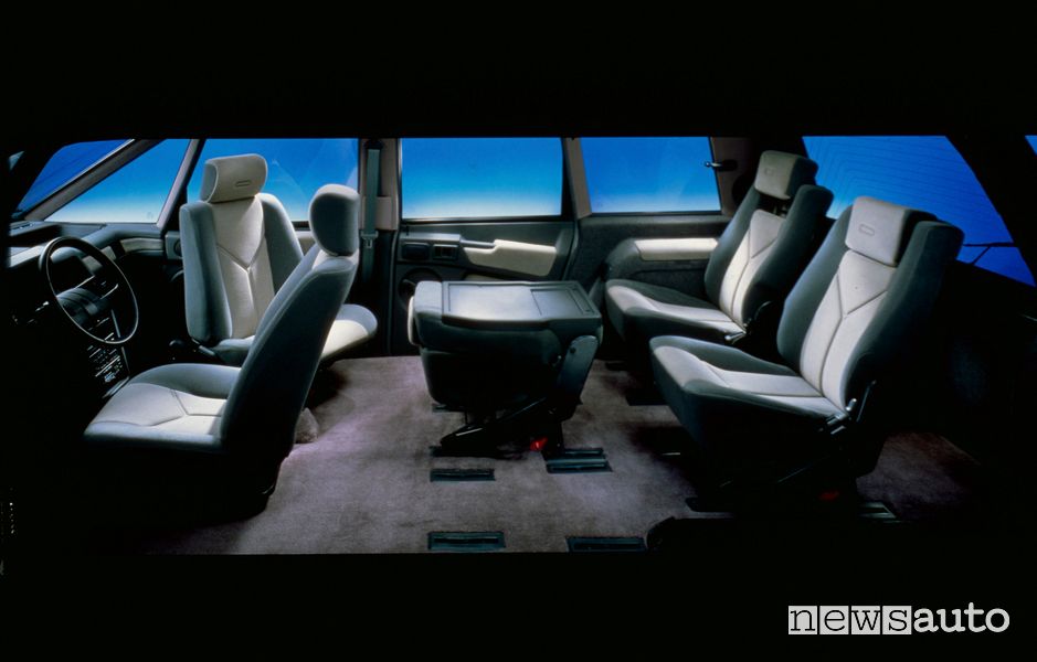 Renault Espace 1^ generazione abitacolo