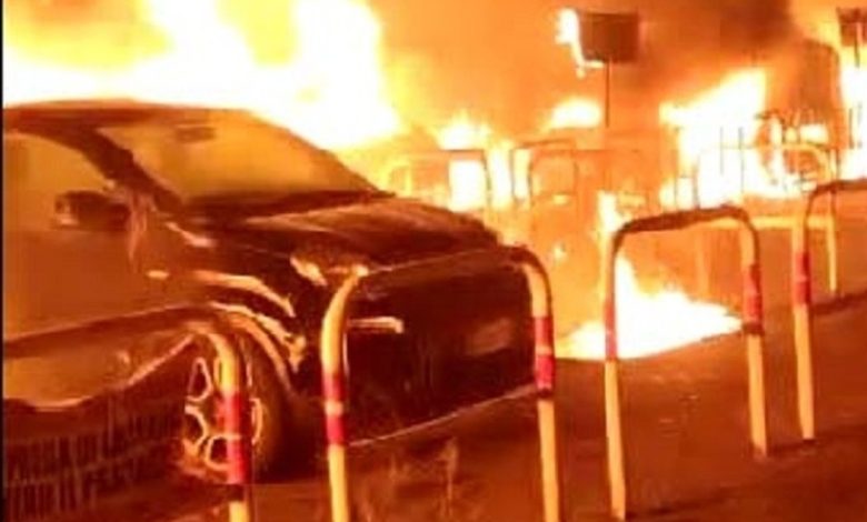 Auto incendiate botti di Capodanno