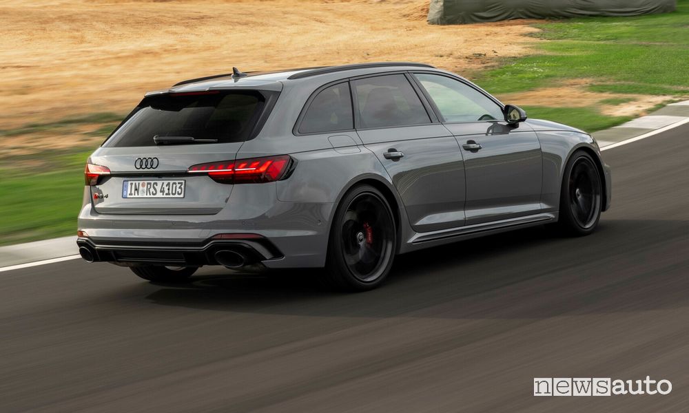 Audi RS 4 Avant con pacchetto competition