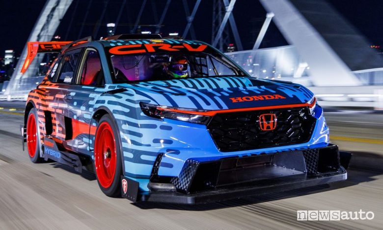 Honda CR-V Hybrid Racer