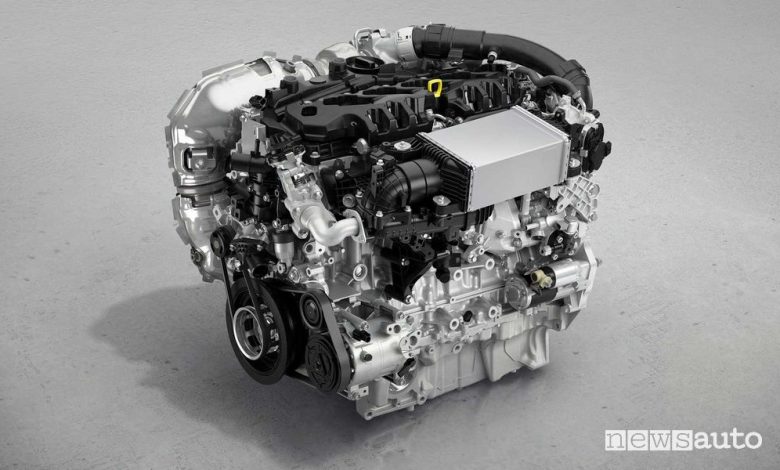 Mazda CX-60 con motore diesel 3.3 6 cilindri in linea