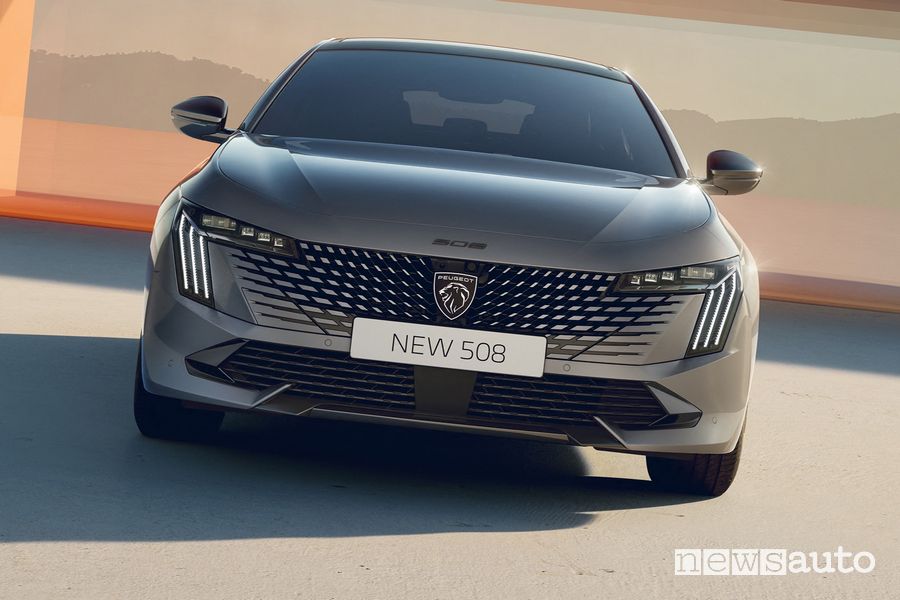 Nuova Peugeot 508 GT frontale