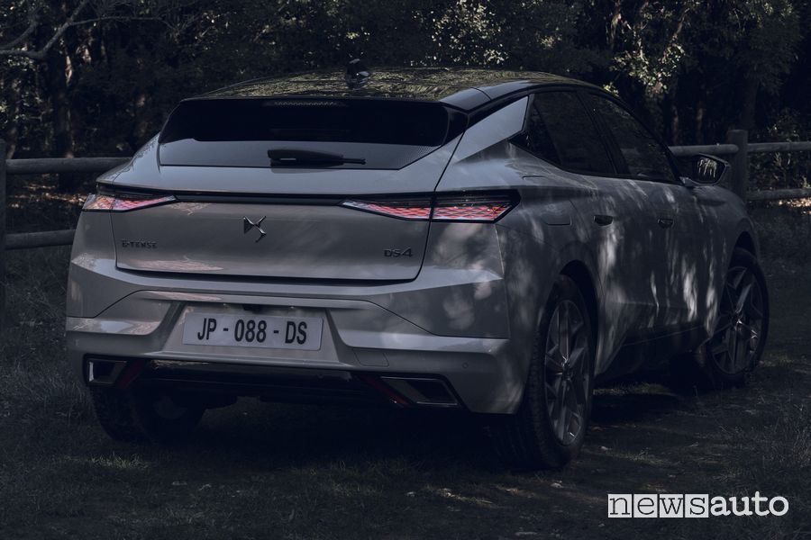 DS 4 Esprit De Voyage posteriore 3/4