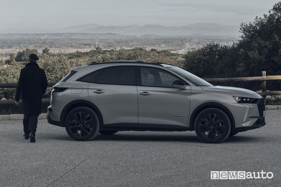 DS 7 Esprit De Voyage laterale
