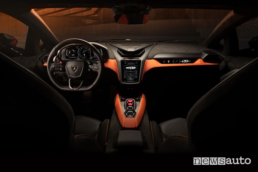Lamborghini Revuelto plancia abitacolo
