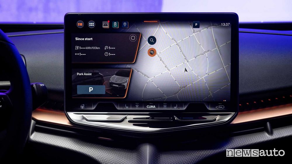 Cupra Tavascan display da 15" abitacolo