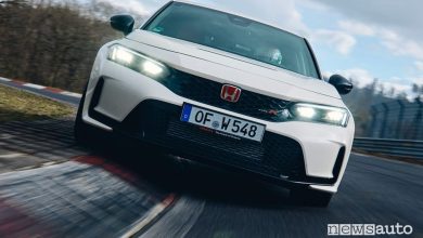 Honda Civic Type R 2023 record al Nurburgring VIDEO
