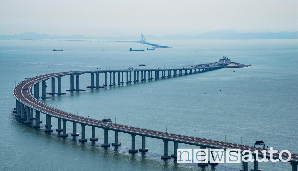 Ponte Hong Kong-Zhuhai-Macao tra i più lunghi al mondo