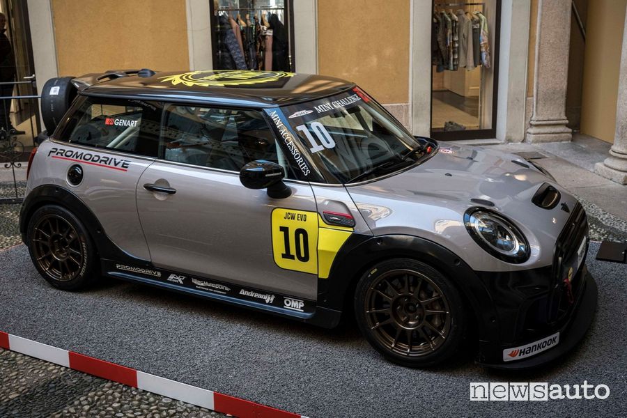 MINI John Cooper Works Challenge Evo