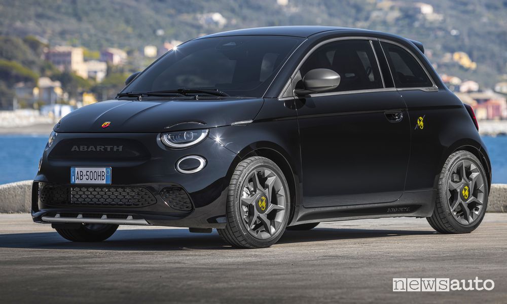Abarth 500e anteriore 3/4
