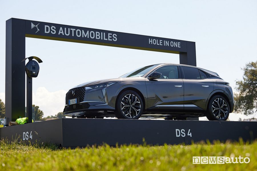 DS 4 al vincitore del Hole in One all'80° Open d'Italia 2023