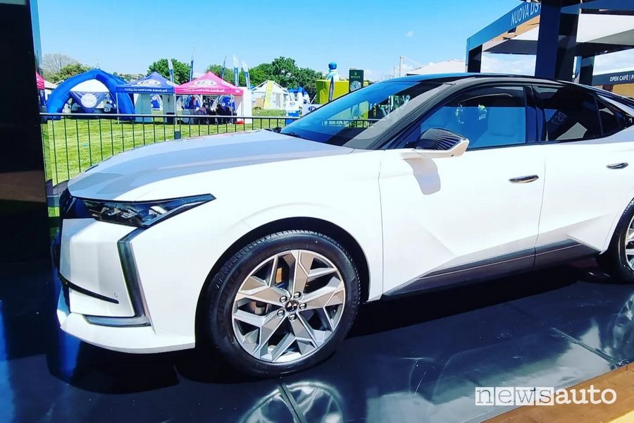 DS 4 E-Tense all'Open d'Italia 2023
