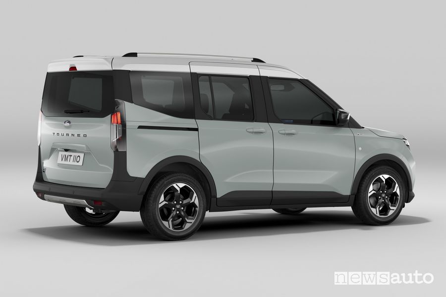 Ford E-Tourneo Courier Active posteriore 3/4