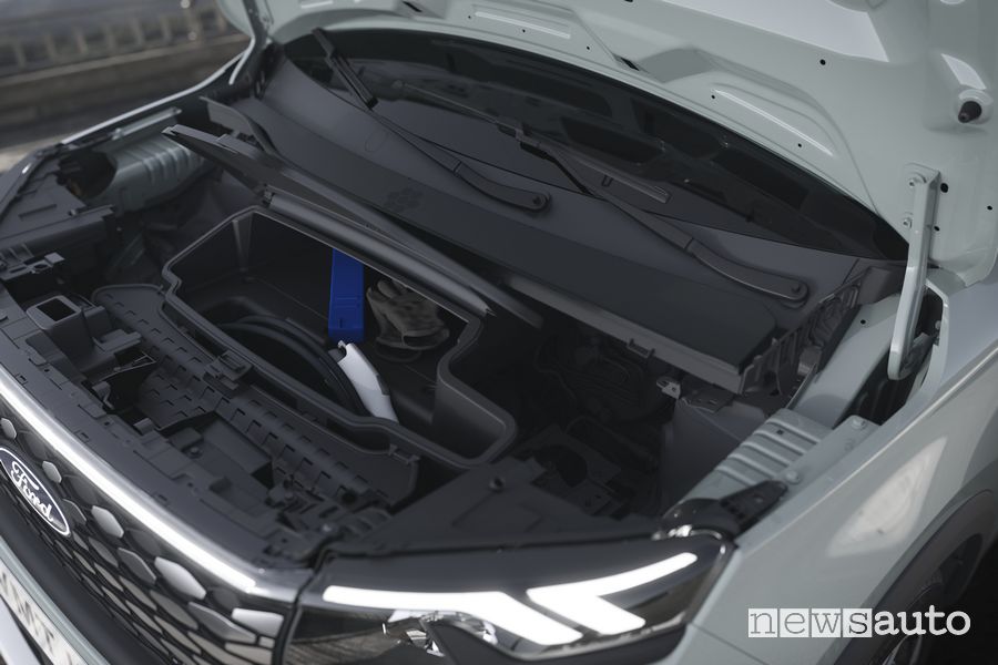 Ford E-Tourneo Courier Active vano cofano anteriore