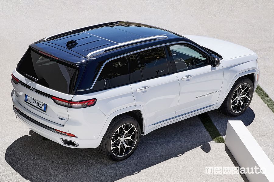 Jeep Grand Cherokee Trailhawk posteriore 3/4