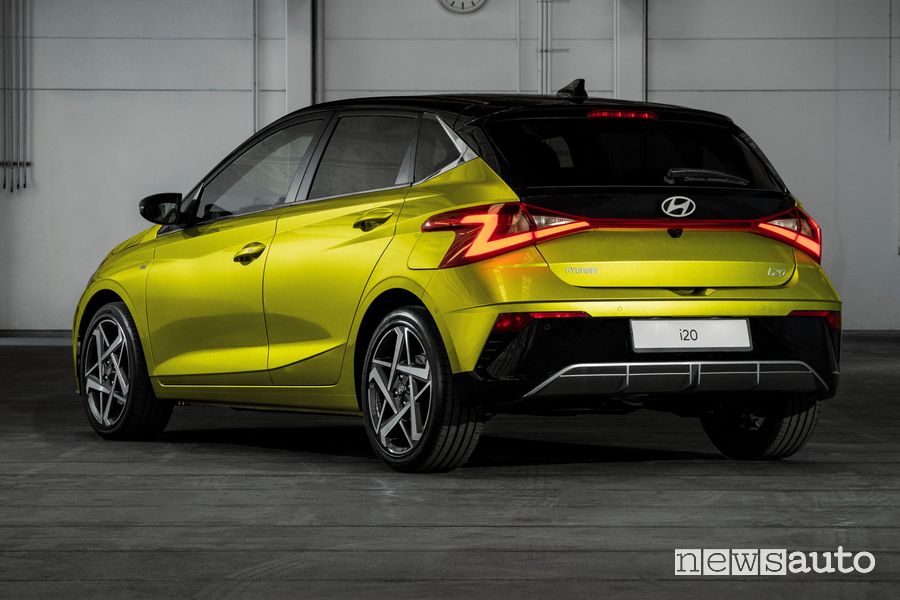 Nuova Hyundai i20 restyling posteriore 3/4